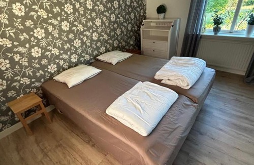 Hultsfred Villa | Bo på lantgård - Fallhults Gård i Hultsfred nära Vimmerby & Astrid Lindgrens Värld