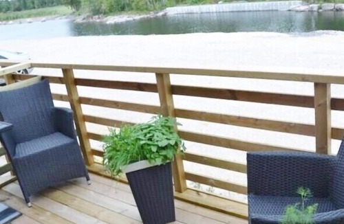 Mellerud O House | Boathouse in Mellerud marina with all conveniences