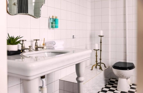 Burgsvik Hotel | Boutiquehotell Grå Gåsen