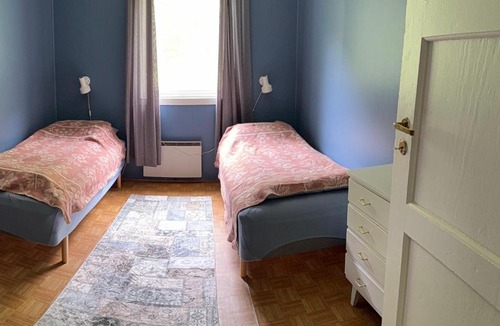 Alstahaug Hostel | Brakka-Alstahaug Planteskole