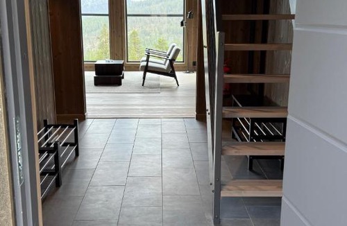 Vaga House | Brand-new cabin for rent at Lemonsjøen