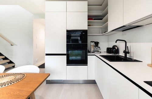 Vantaa House | Brand new house with four bedrooms, parking, sauna, patio