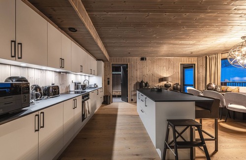 Hemsedal Apartment | Brand new luxury apartment by the slopes, Hemsedal