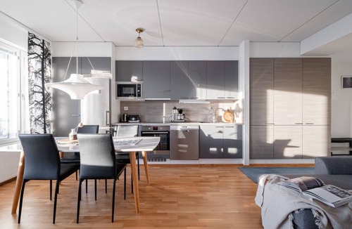 Jyvaskyla Apartment | Bright 2BR Lake View Apt - Sauna & Free Parking