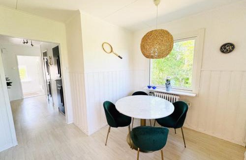 Molnlycke House | Bright 4BR Hilltop Villa Close to Gothenburg City