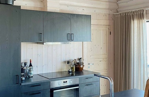 Vinje House | Bright and modern cabin, with great mountain view