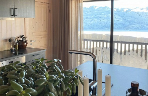 Vinje House | Bright and modern cabin, with great mountain view