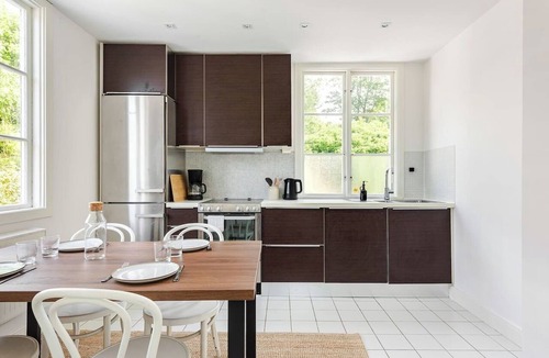 Lidingo Apartment | Bright Apt in Lidingö - Near Stockholm, sleeps 4