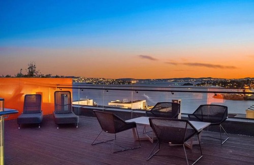 Tjuvholmen Apartment | Bright & exclusive 1BR in Prime Location, located on water in Oslo center with see view to Oslo fjord