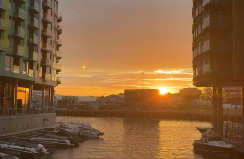 Tjuvholmen Apartment | Bright & exclusive 1BR in Prime Location, located on water in Oslo center with see view to Oslo fjord