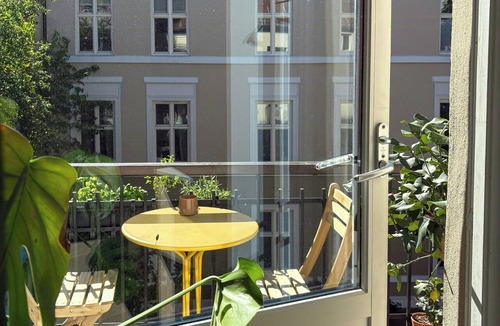 Grunerlokka Apartment | Bright flat overlooking Sofienbergparken