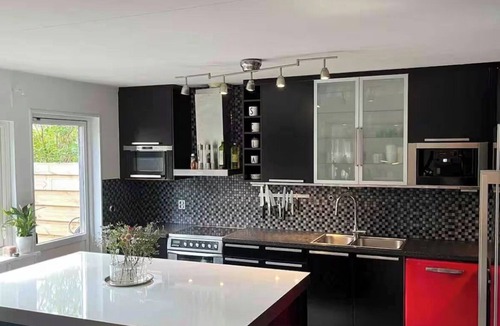 Bunkeflostrand Villa | Bright house near beach & center + free parking