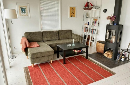 Listerby House | Bright house with sea view at Lindo
