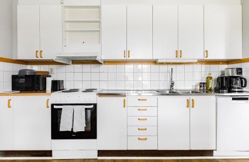 Marmaverken Apartment | Bright & Spacious Getaway