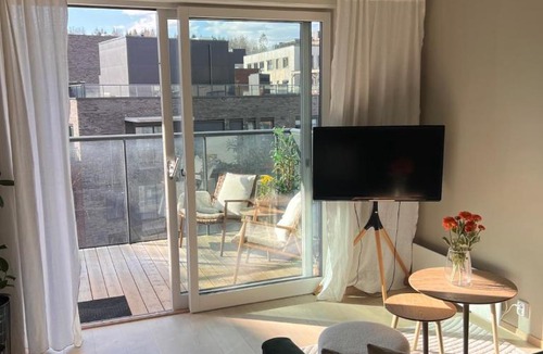 Sogn Apartment | Bright, stylish apartment with a sunny balcony close to nature