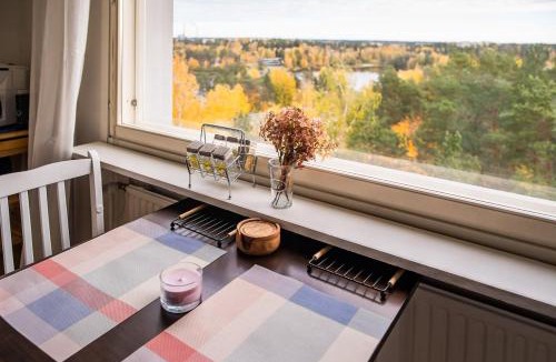 Lahti Apartment | Bright two-room apartment with lake view