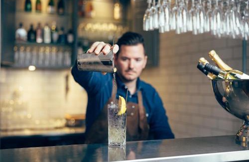Hova Hotel | BriQ Hotell