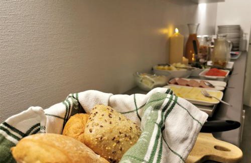 Lidkoping Bed & Breakfast | Broholm Bed&Breakfast