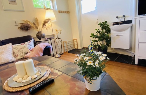 Ulricehamn Municipality Apartment | Brunns Lake House - Mysig Familjevänlig Lägenhet med Fantastisk Utsikt Över Sjön