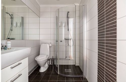 Fjallbacka Hotel | Bryggan Fjällbacka