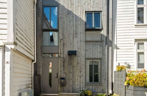 Bergen City Centre Apartment | BryggenStudio In Private Terrace In NY