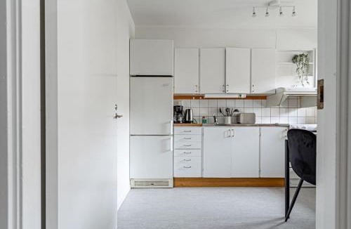 Katarina-Sofia Apartment | Budget-friendly studio on Södermalm, construction work