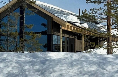 Rollag House | Cabin at Groholsfjellet for active days