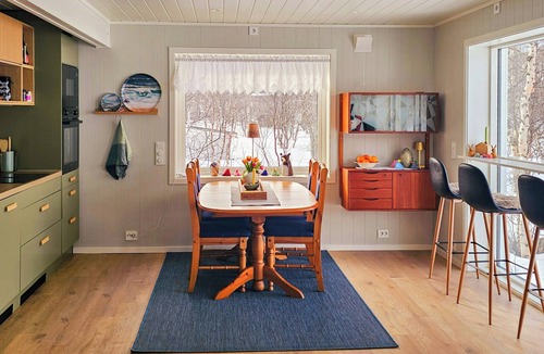 South Varanger House | Cabin by Langfjorden with sauna and midnight sun