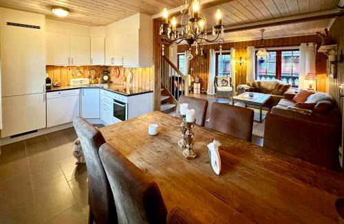 Kroderen House | Cabin By Main Ski Trail At Norefjell