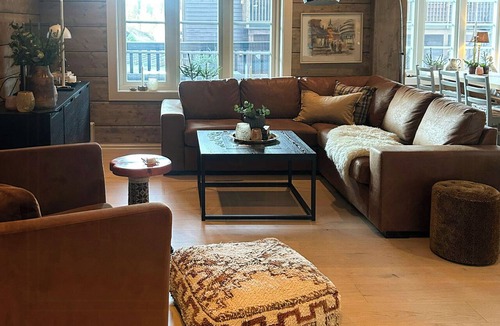 Lunner Apartment | Cabin by Mylladammen near ski trails and swimming