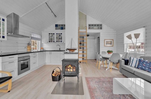 Lindesnes Cabin | Cabin by the Sea