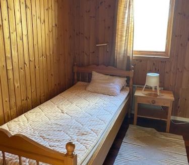 Bottnaryd House | Cabin in deer enclosure, lake nearby-