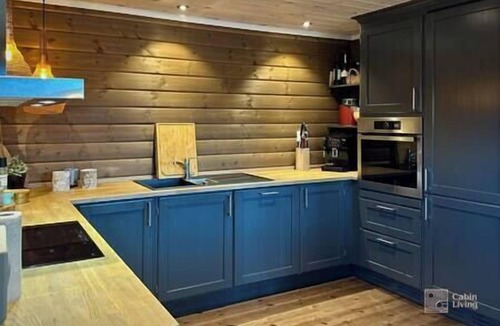 Fla Municipality House | Cabin in magnificent landscape and hot tub inside