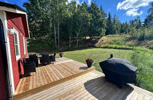Undenas House | Cabin On The Hill