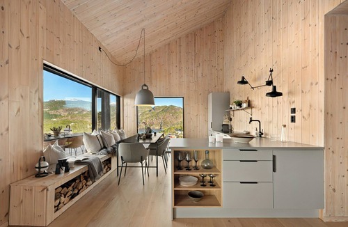 Suldal House | Cabin overlooking Ryfylke fjord