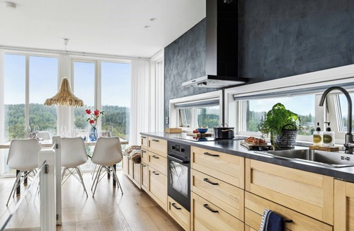 Risor House | Cabin with 360-degree views in Risør