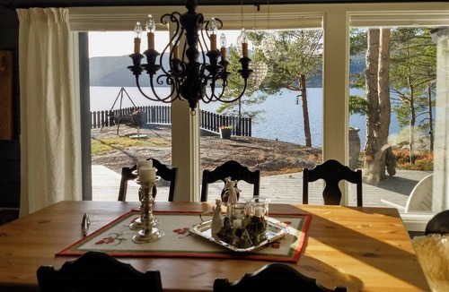 Nissedal House | Cabin with a fantastic location by Nisser