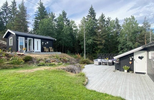 Marker House | Cabin with annex and view over Øymarksjøen