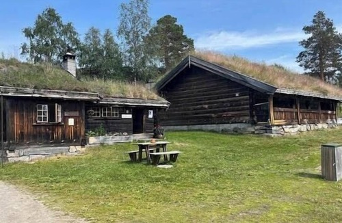 Rauland House | Cabin with mountain view near Lake Totak