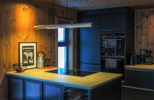 Flaa House | Cabin with sauna and views over Hallingdal