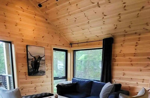 Fidjeland House | Cabin with sauna in scenic Sirdal
