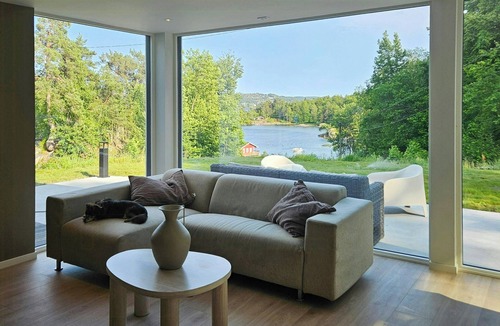 Kristiansand House | Cabin with sea views near Kristiansand
