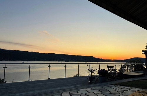 Drobak House | Cabin with sea views and beach access near Drøbak