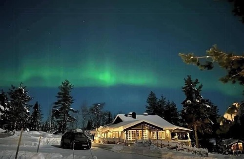 Mælem House | Cabin with ski-in/out and hot tub in Fageråsen