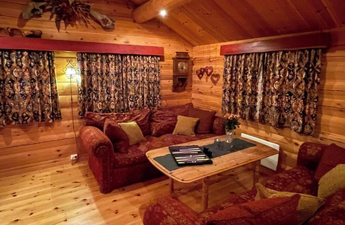 Atra House | Cabin with Stunning Views near Gaustatoppen