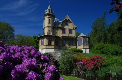 Ronneby Bed & Breakfast | Café Mandeltårtan B&B VillaFloraViola