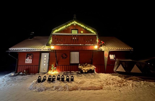 Jukkasjarvi House | Camp Caroli Villa Aurora