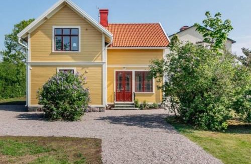 Hjo Municipality Apartment | Casa Fontenay charmig lägenhet nära stadsparken och Vättern
