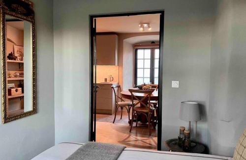 Tomelilla Apartment | Castle Apartment in Österlen - The Thott Suite
