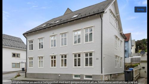 Alesund Apartment | Central apartment in walking distance from the city.